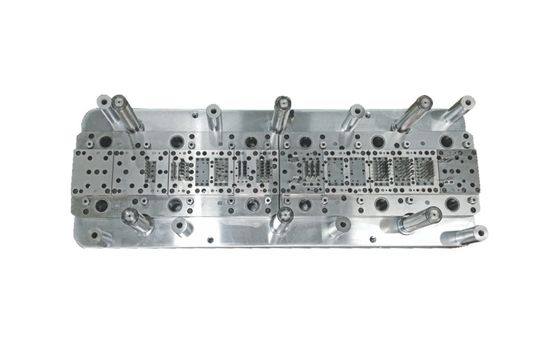 Tùy chỉnh Electroplating IC Lead Frame Stamping Mold In Semiconductor